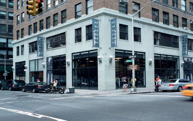 Store Image